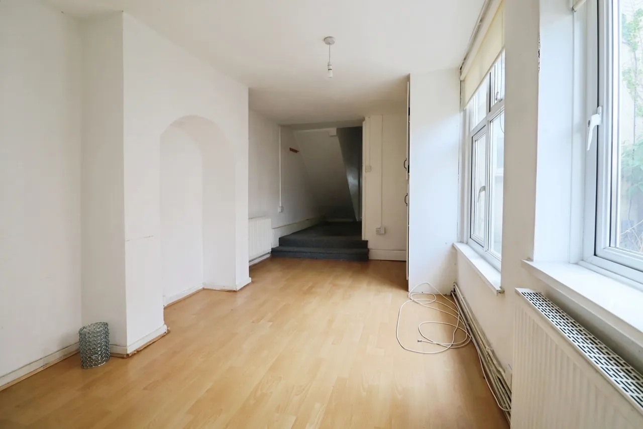 Stacey Road, Cardiff, CF24, photo 2