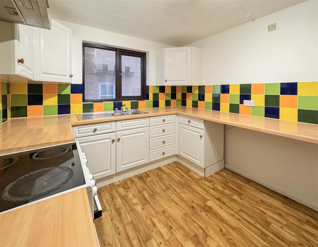 London Road, St. Leonards-On-Sea, TN37 6LS, photo 3