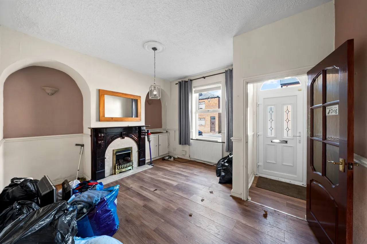 Castle Hill Road, Hindley, Wigan, WN2 4BH, photo 2
