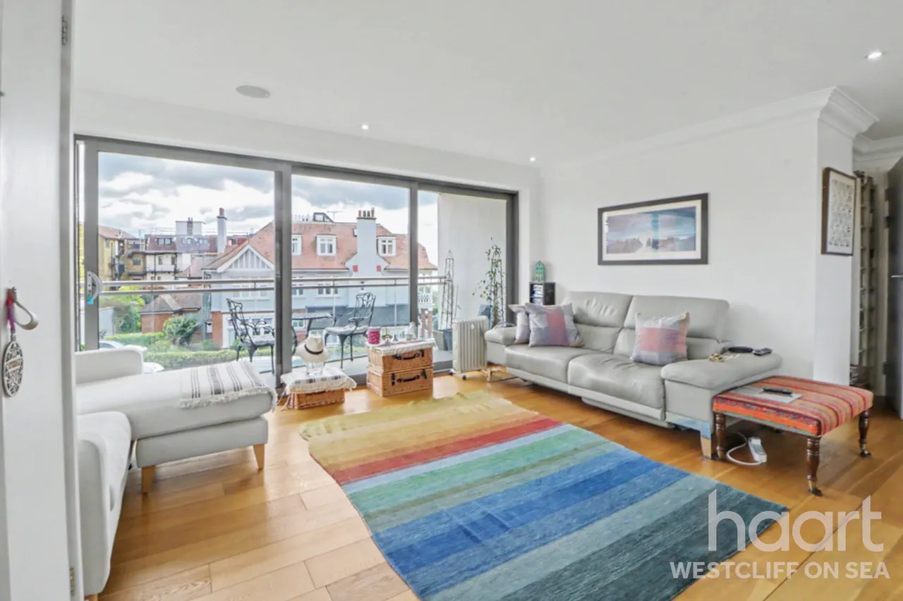 The Leas, Westcliff-On-Sea, SS0, photo 6