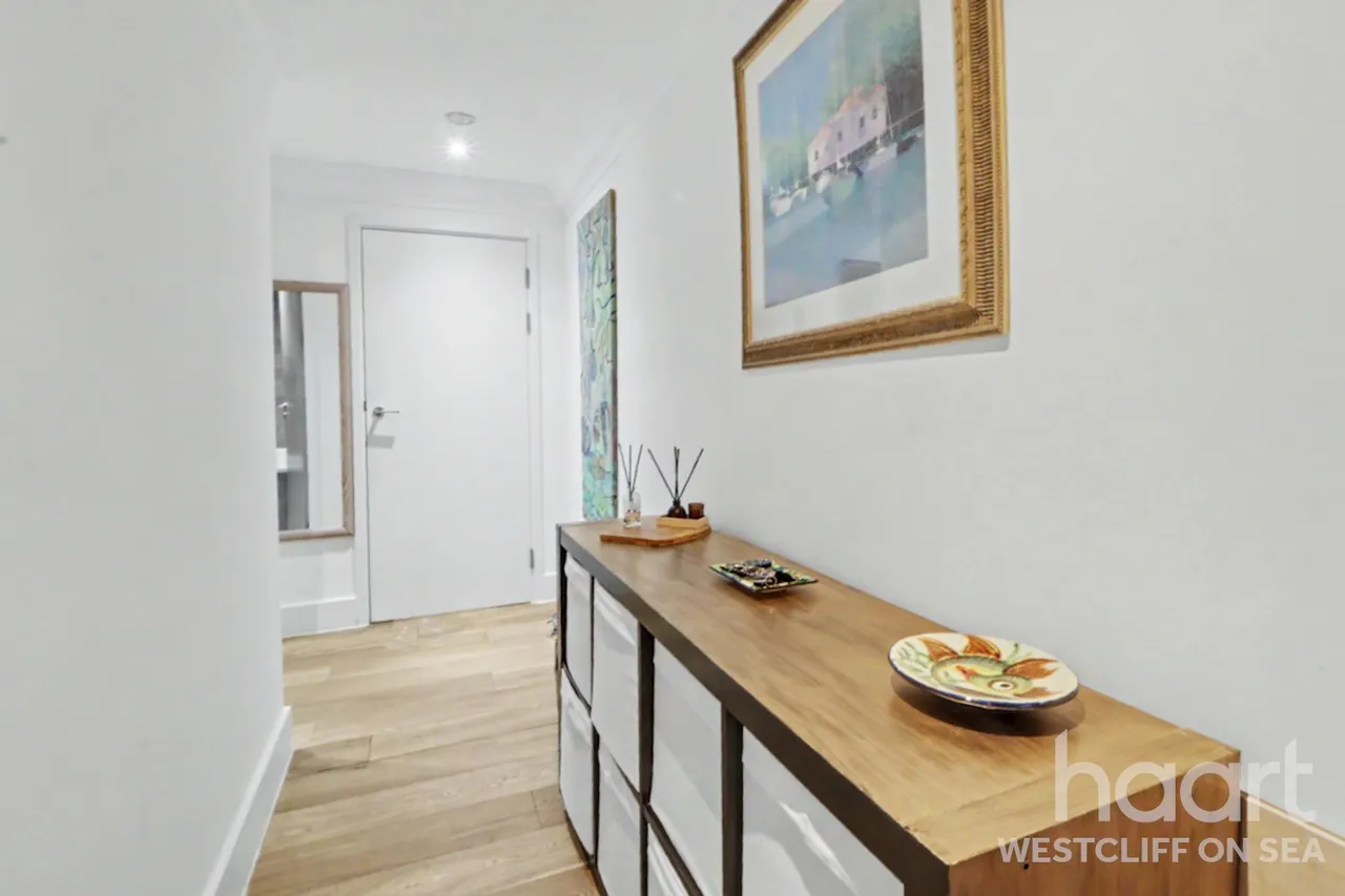 The Leas, Westcliff-On-Sea, SS0, photo 16