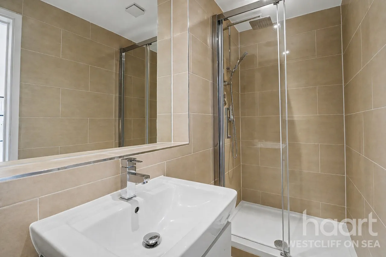 The Leas, Westcliff-On-Sea, SS0, photo 13