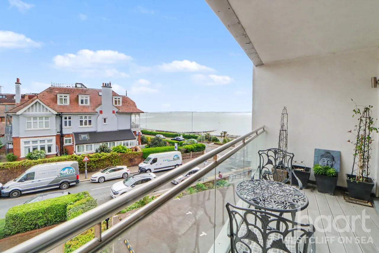 The Leas, Westcliff-On-Sea, SS0, photo 7