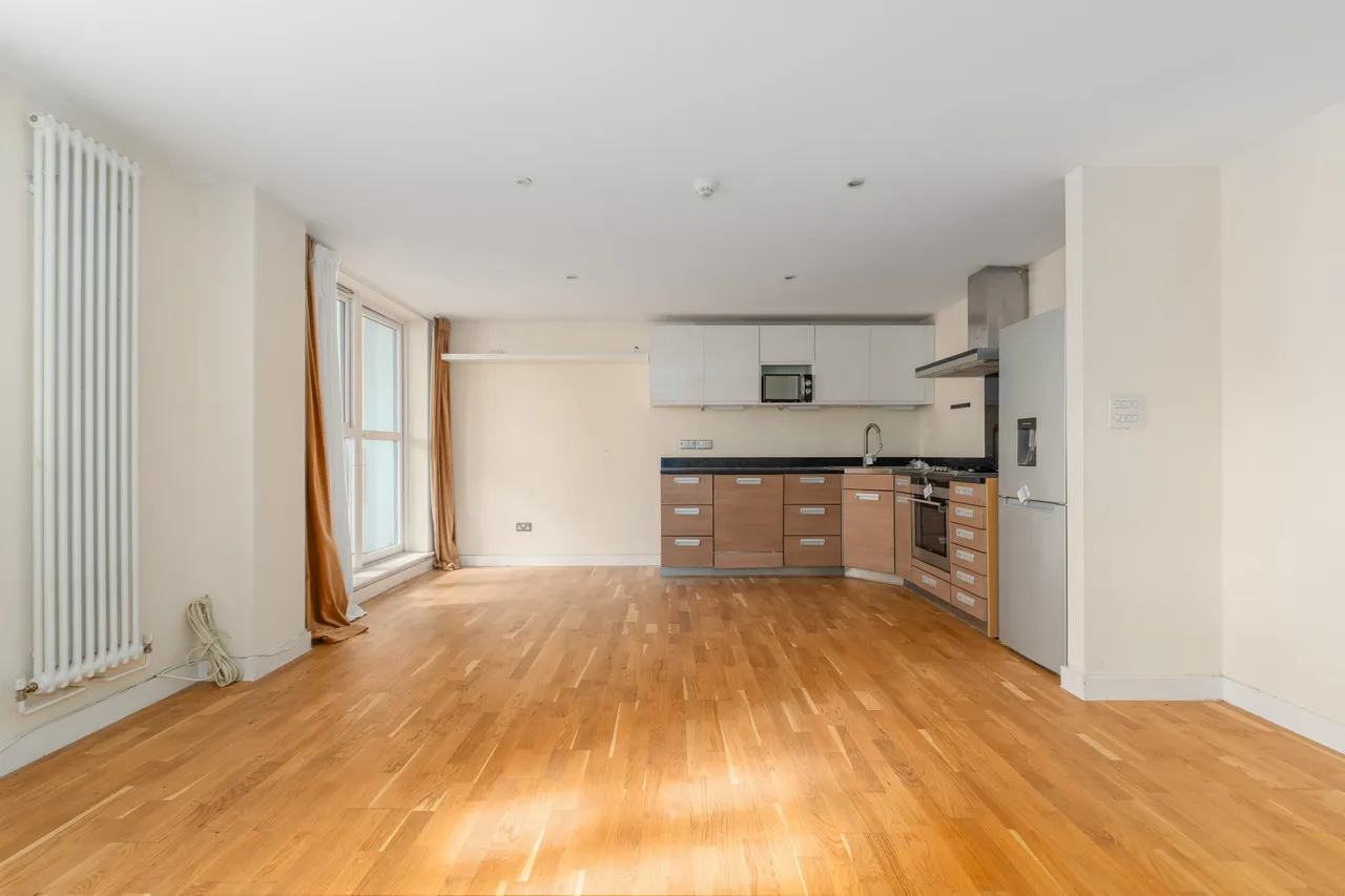 2 bed flat for sale, Woolwich Road, London, SE10