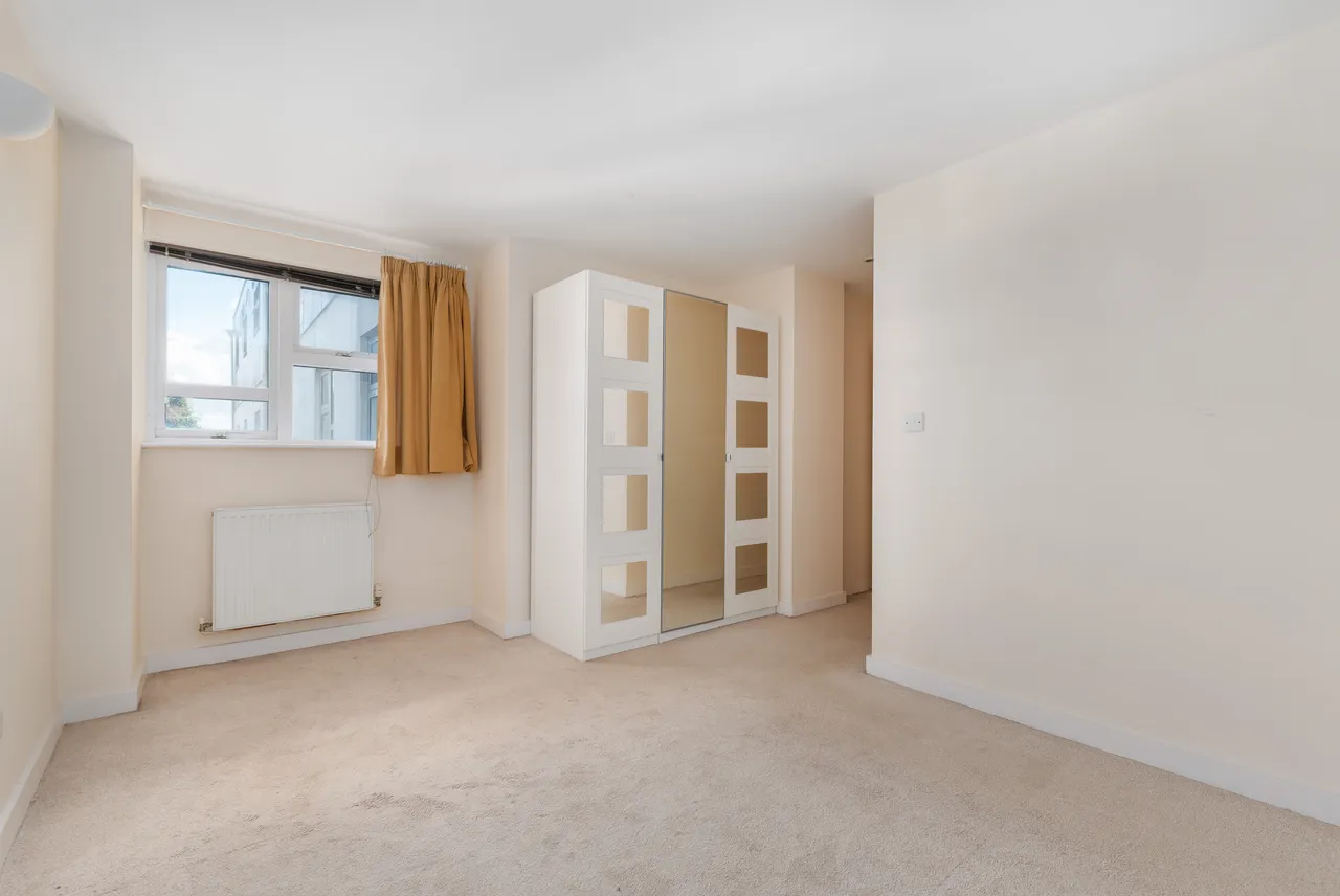 Woolwich Road, London, SE10, photo 5