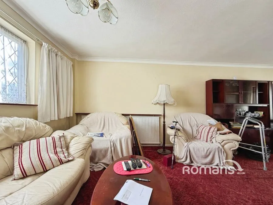 Salisbury Road, Blackwater, GU17, photo 2