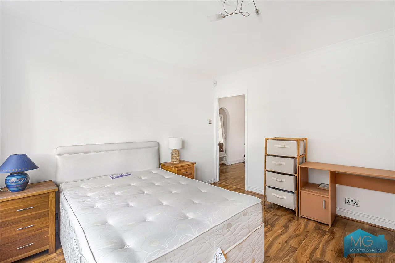Aylmer Road, London, N2, photo 6