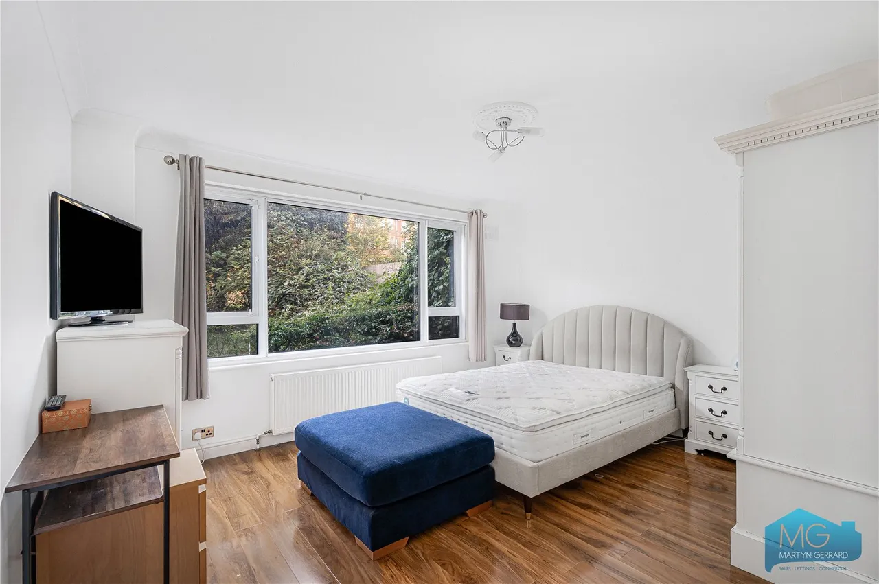 Aylmer Road, London, N2, photo 7