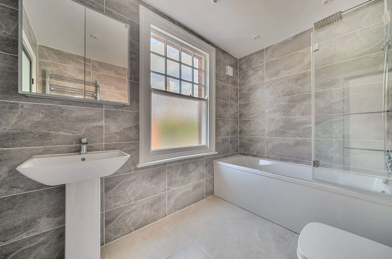Knatchbull Road, London, SE5, photo 19