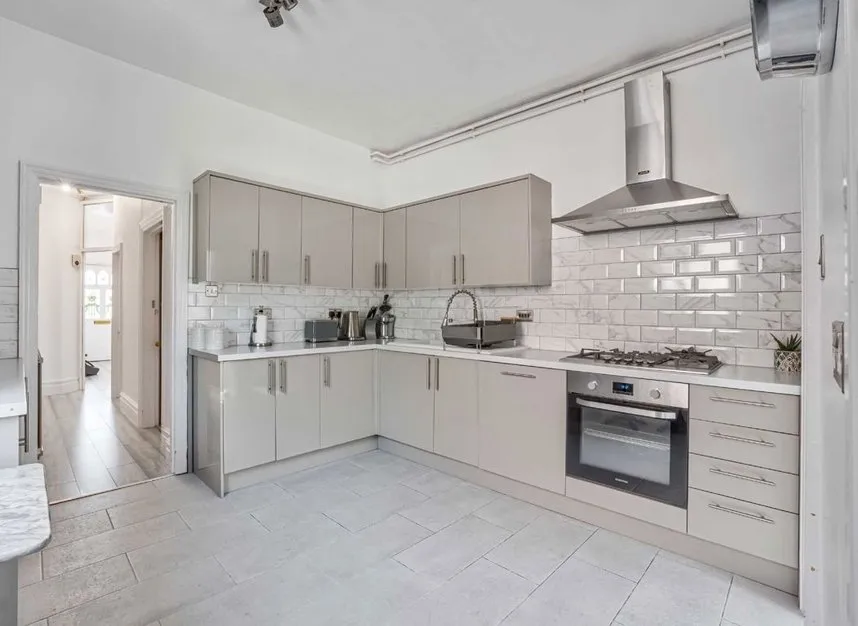 Sevington Road, Hendon, NW4, photo 5