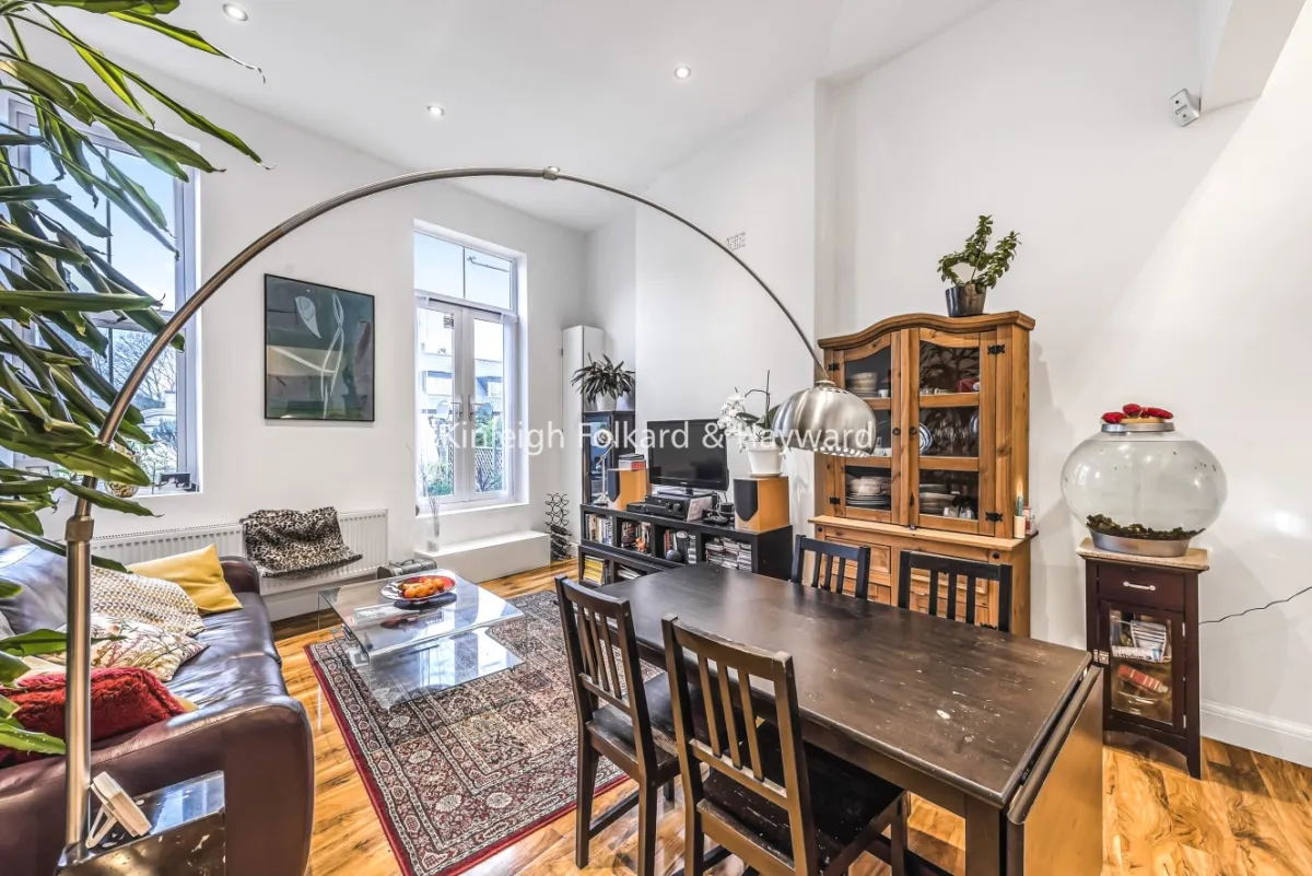 2 bed flat to rent — Kilburn High Road, London, NW6