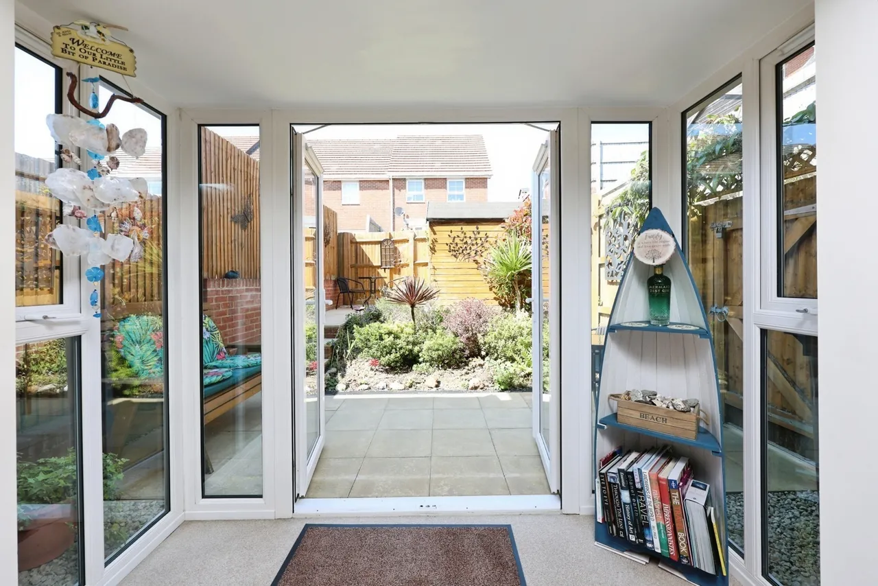 Beauchamp Drive, Newport, PO30, photo 4
