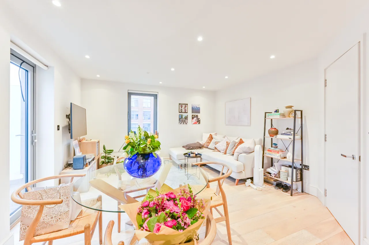 Flat 6, 7 Hermes Street, London, photo 2