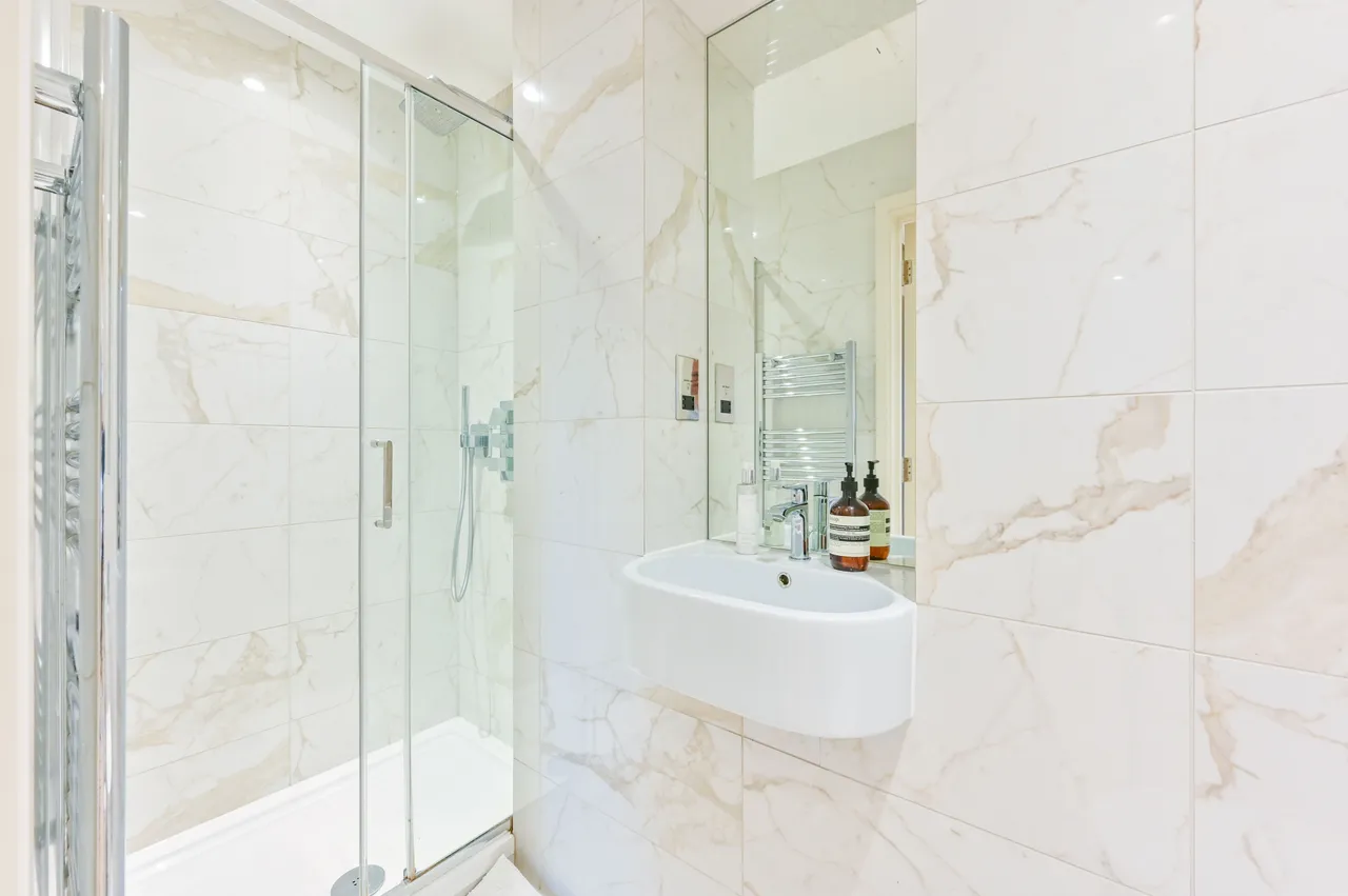 Flat 6, 7 Hermes Street, London, photo 6
