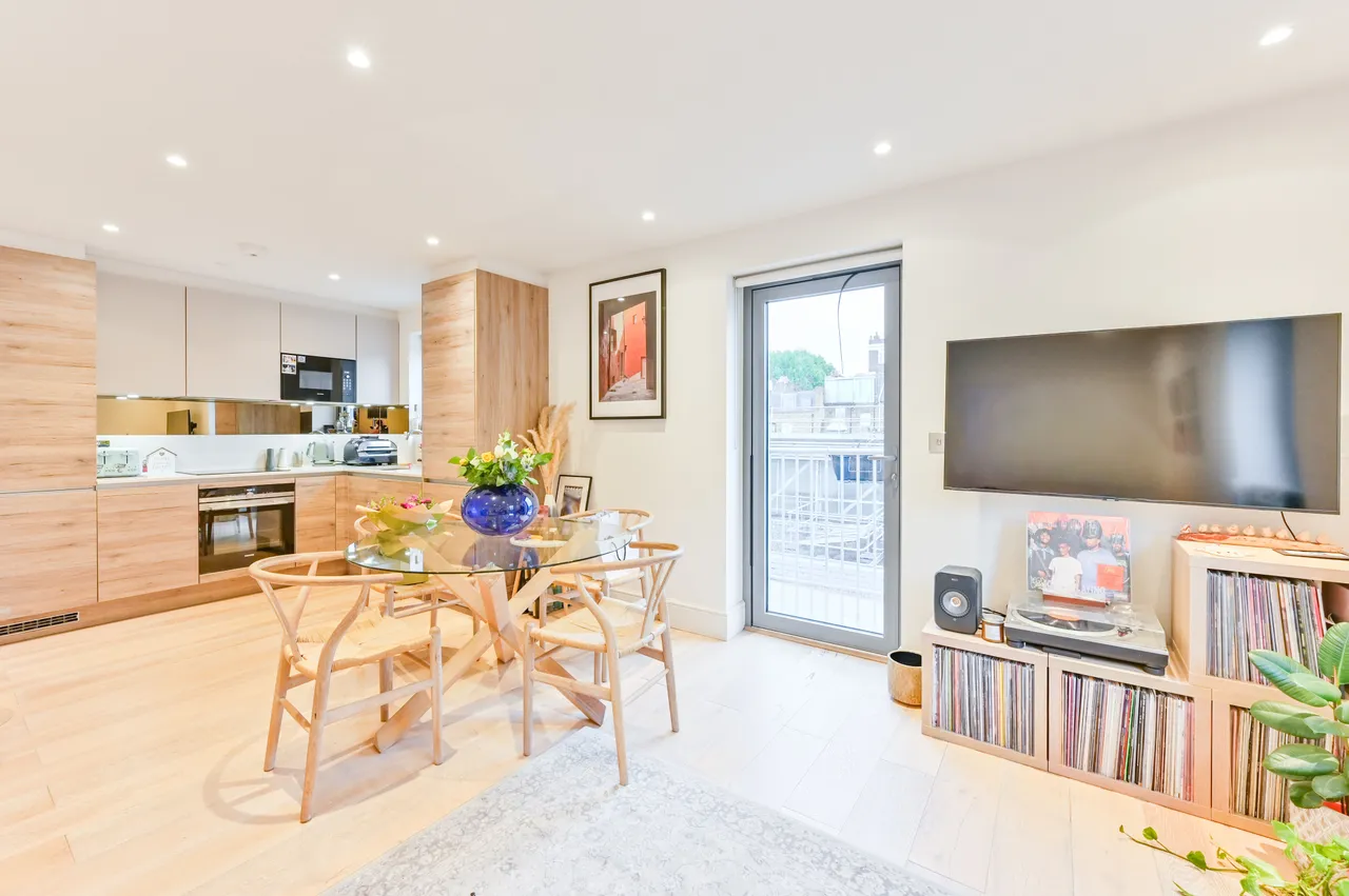 Flat 6, 7 Hermes Street, London, photo 10