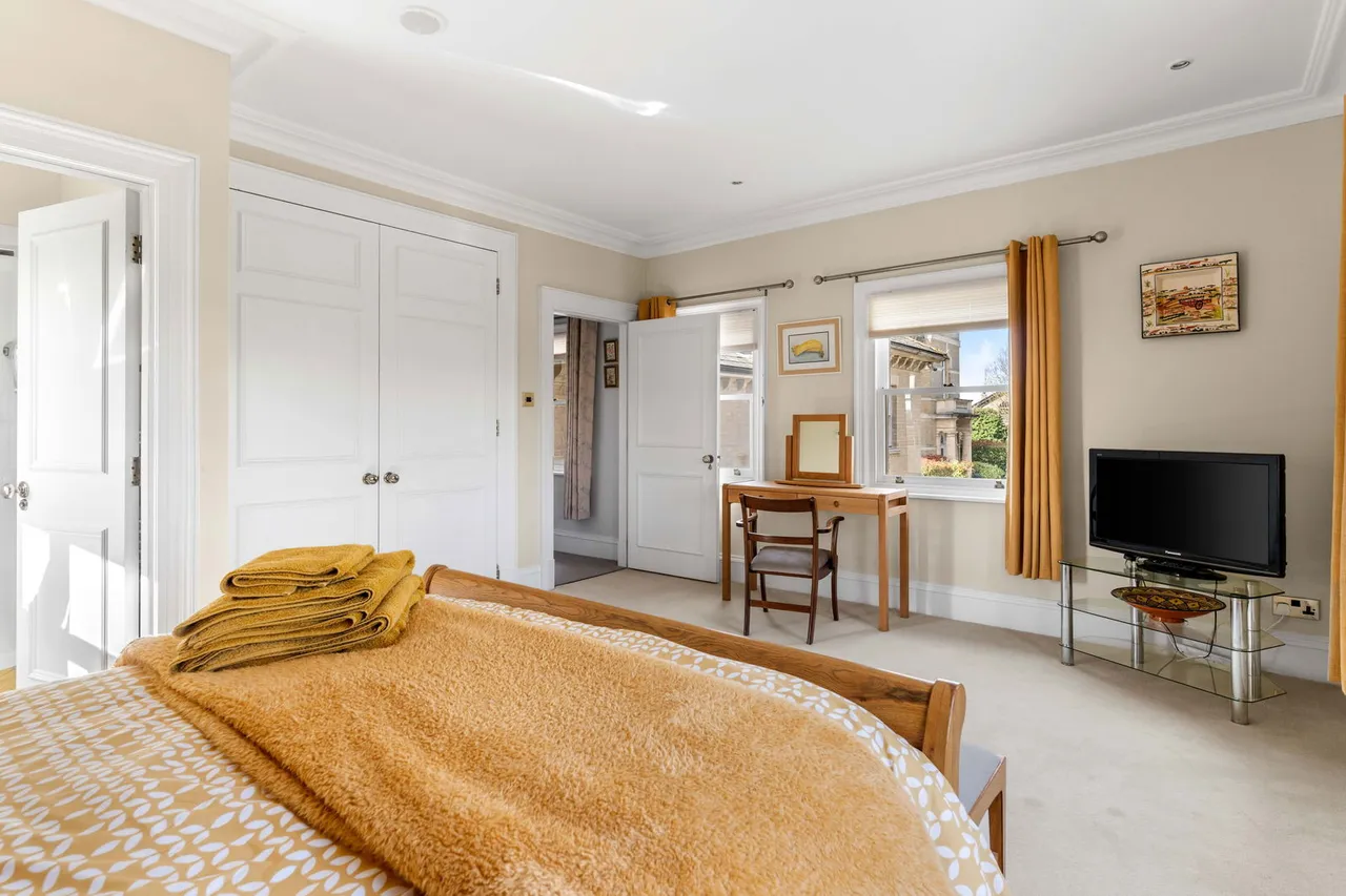 'Cedar Lodge' Stanstead Abbotts, SG12, photo 31