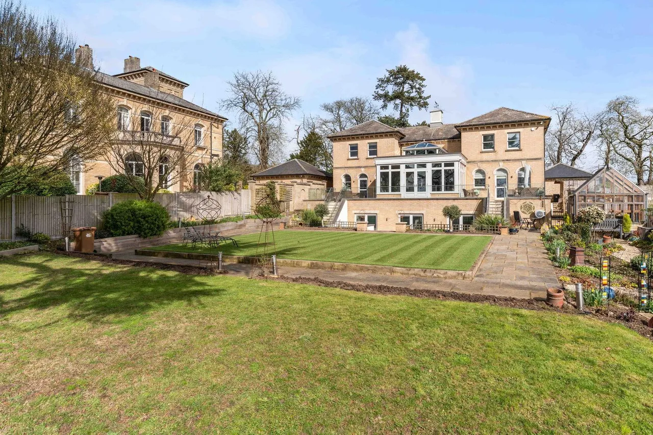 'Cedar Lodge' Stanstead Abbotts, SG12, photo 39