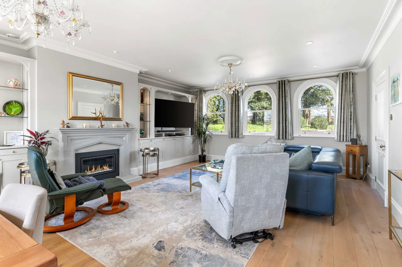 'Cedar Lodge' Stanstead Abbotts, SG12, photo 6