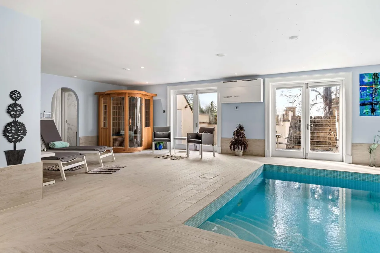 'Cedar Lodge' Stanstead Abbotts, SG12, photo 54