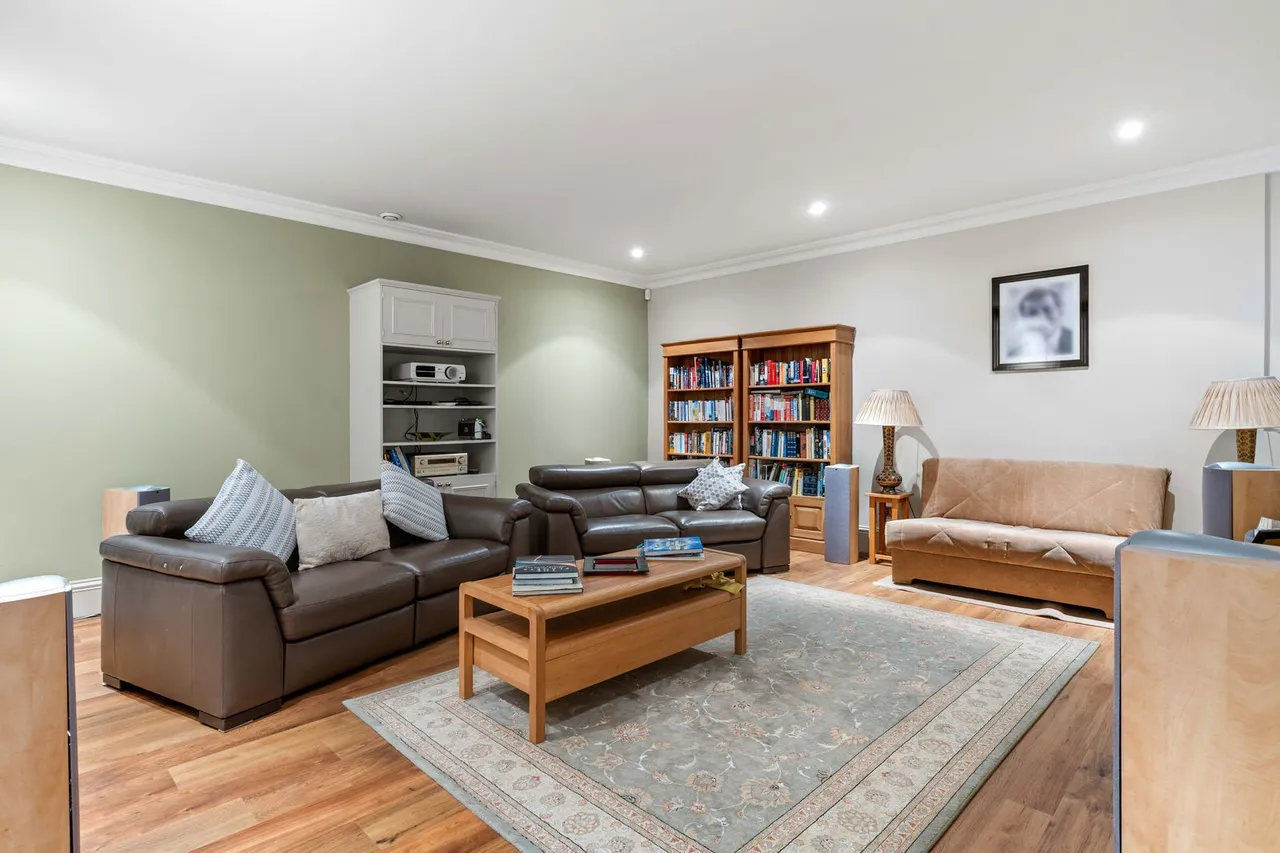 'Cedar Lodge' Stanstead Abbotts, SG12, photo 18