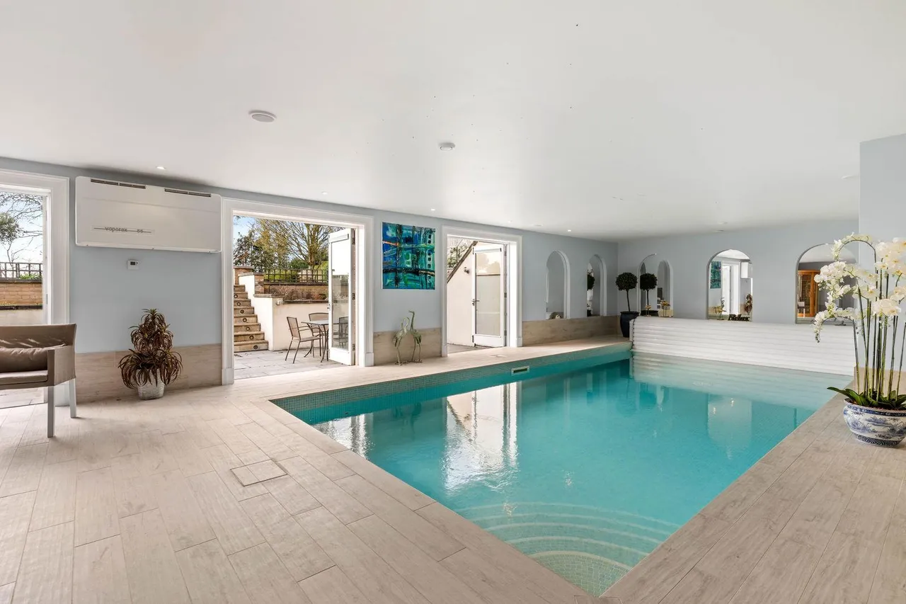 'Cedar Lodge' Stanstead Abbotts, SG12, photo 57