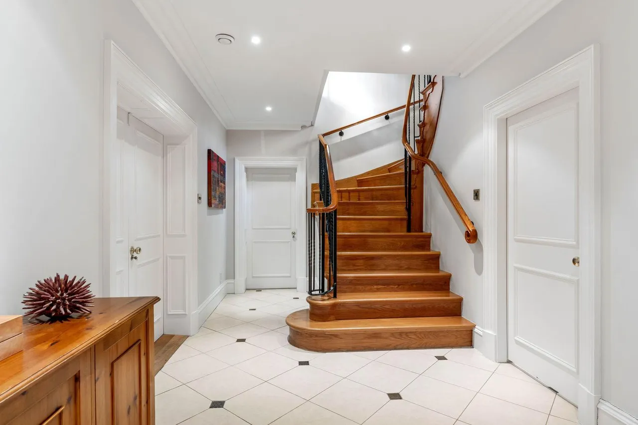 'Cedar Lodge' Stanstead Abbotts, SG12, photo 52