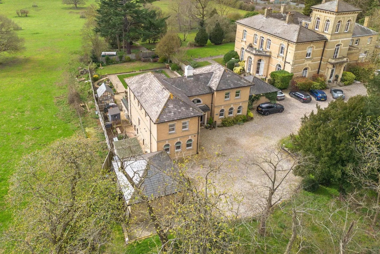 'Cedar Lodge' Stanstead Abbotts, SG12, photo 71
