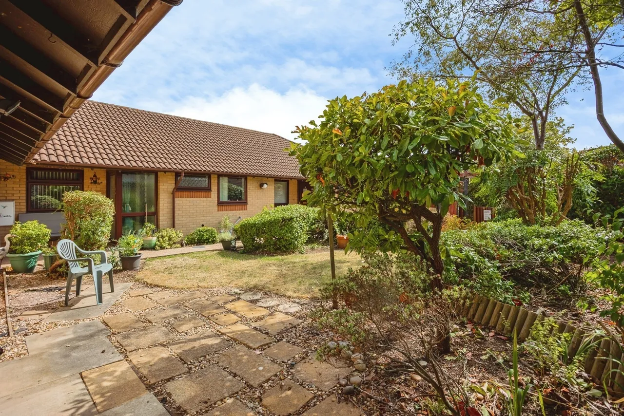 Harrison Court, Bingham, NG13, photo 13