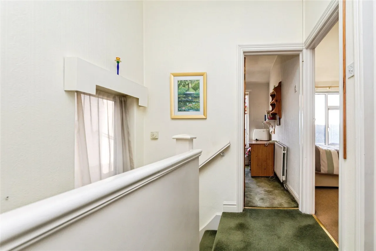 Cross Hill, Ecclesfield, Sheffield, S35, photo 23