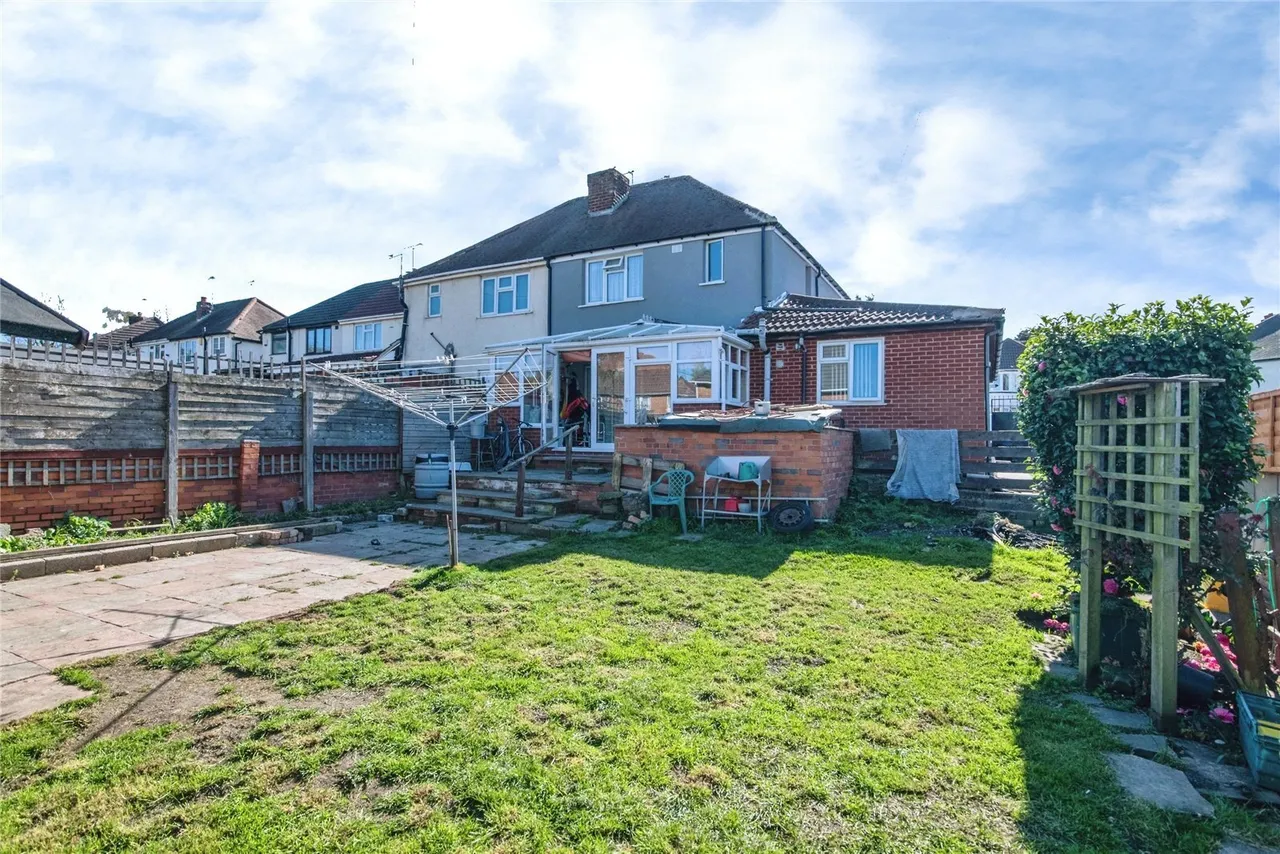Swan Crescent, Oldbury, B69, photo 15