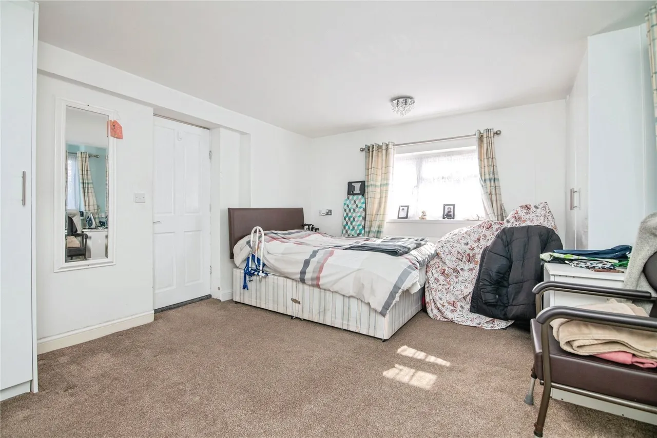 Swan Crescent, Oldbury, B69, photo 8