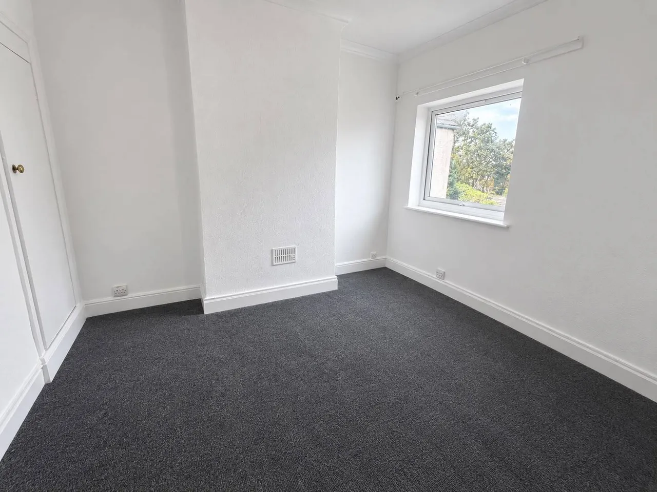 Frederick Road, Oldbury, B68, photo 7