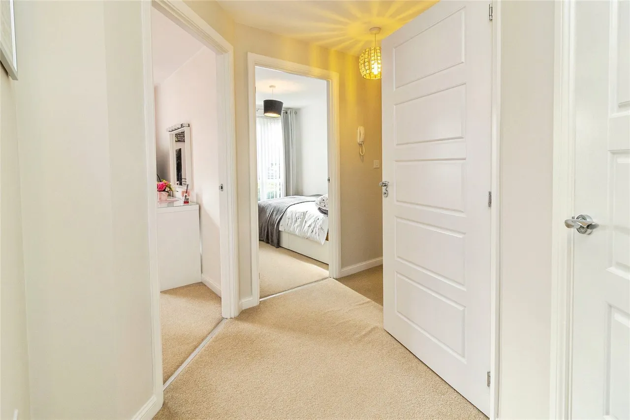 Ellerman Square, Brooklands, MK10, photo 13