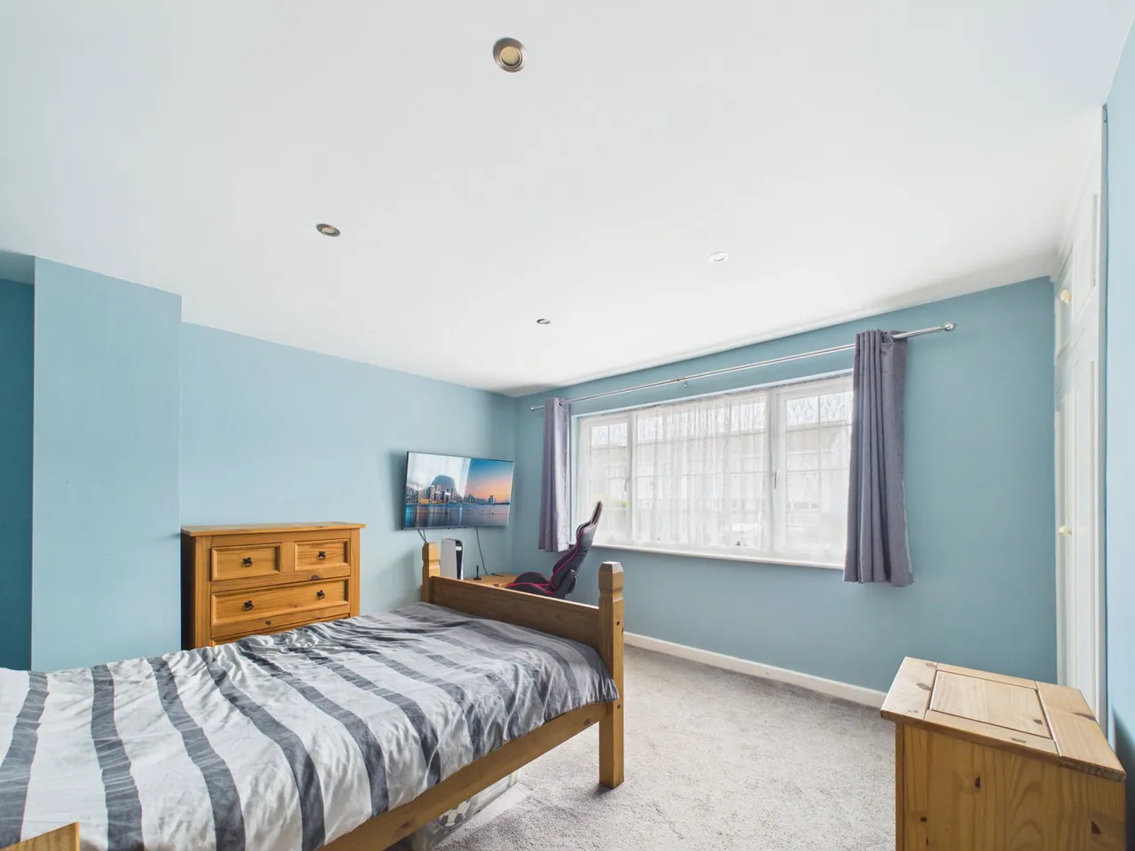 Highwood Park, Dobwalls, photo 15