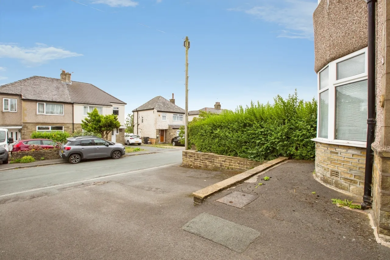 Golf Avenue, Halifax, West Yorkshire, HX2, photo 9
