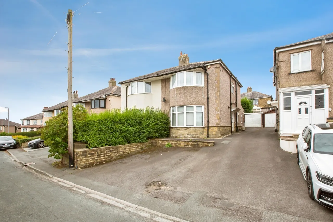 3 bed house for sale — Golf Avenue, Halifax, West Yorkshire, HX2