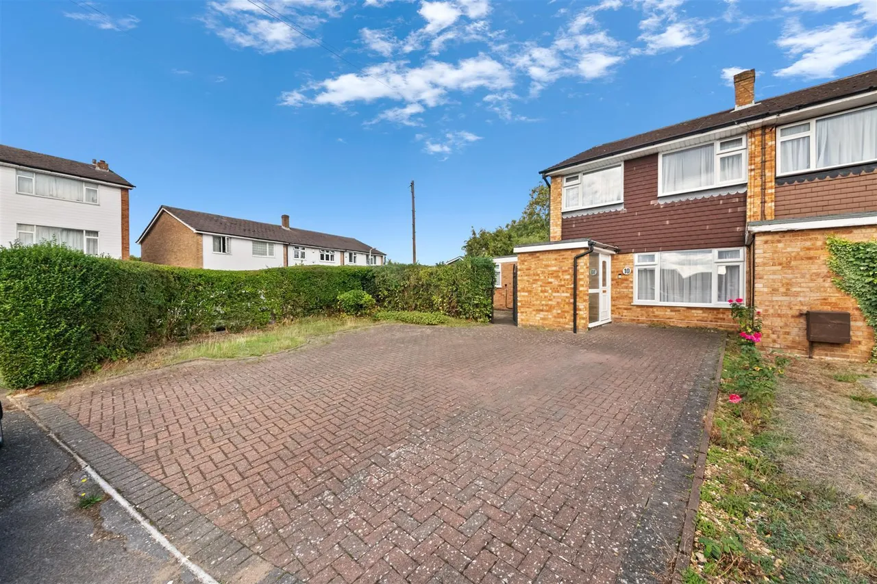 Salt Hill Close, Uxbridge, photo 16