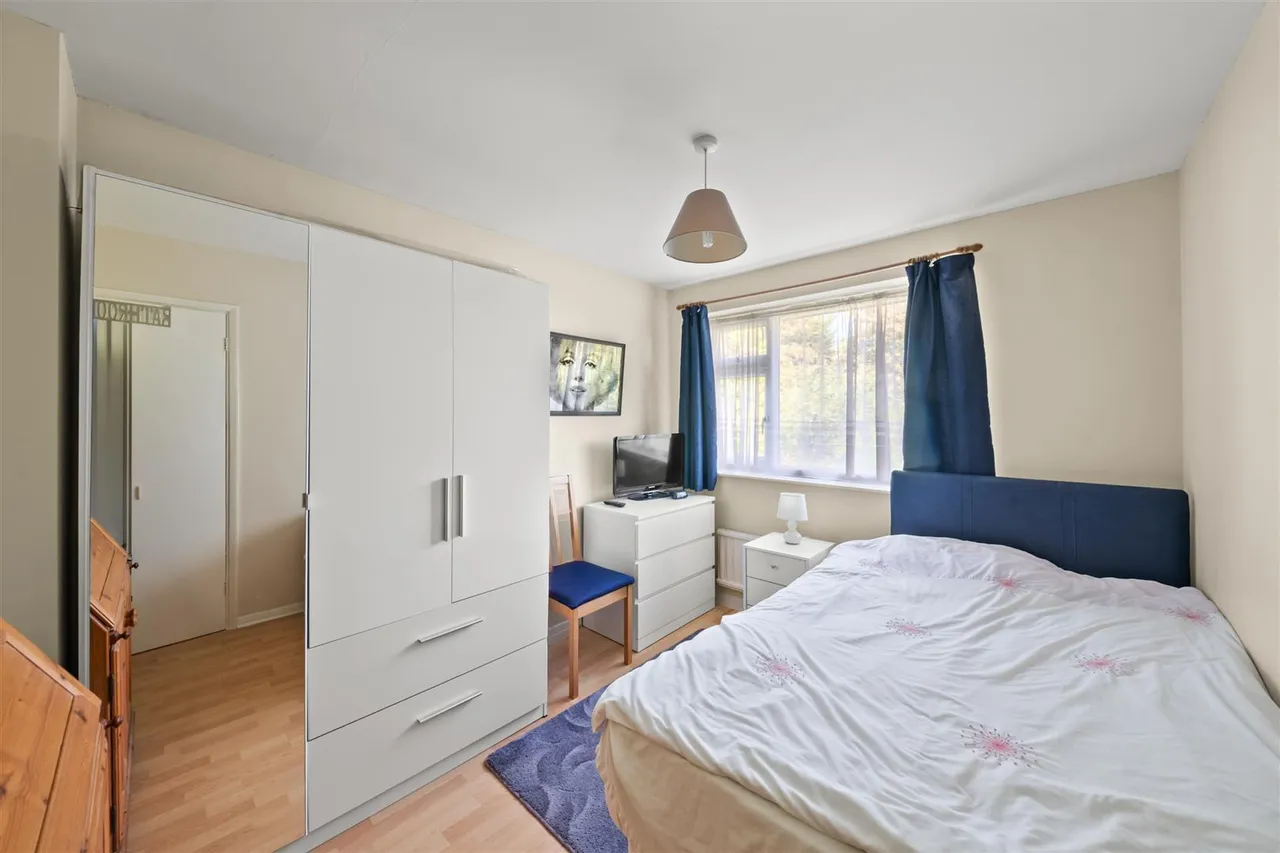 Salt Hill Close, Uxbridge, photo 10