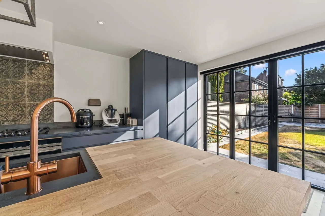 Marlborough Road, Hampton, TW12 3RX, photo 5
