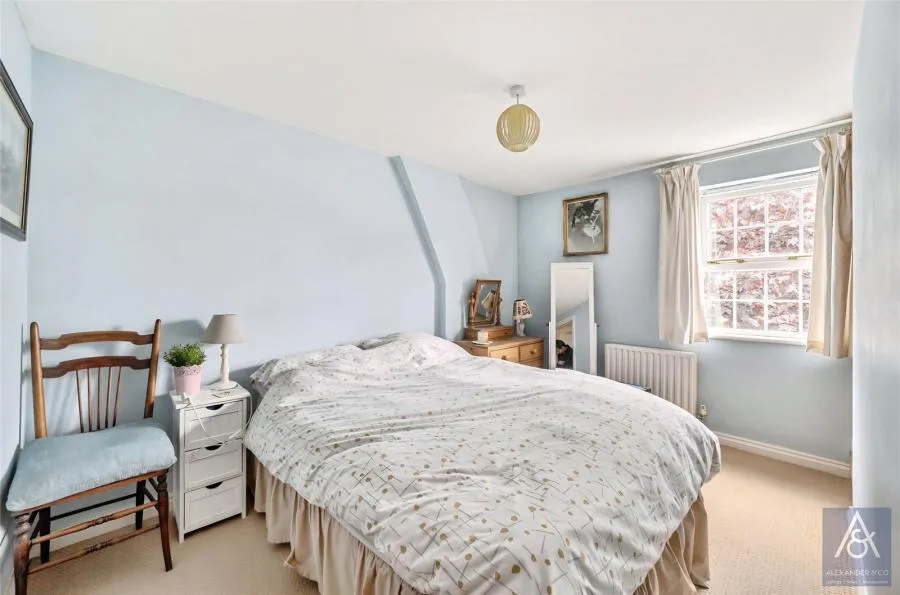 Bridge Street, Thornborough, MK18, photo 6