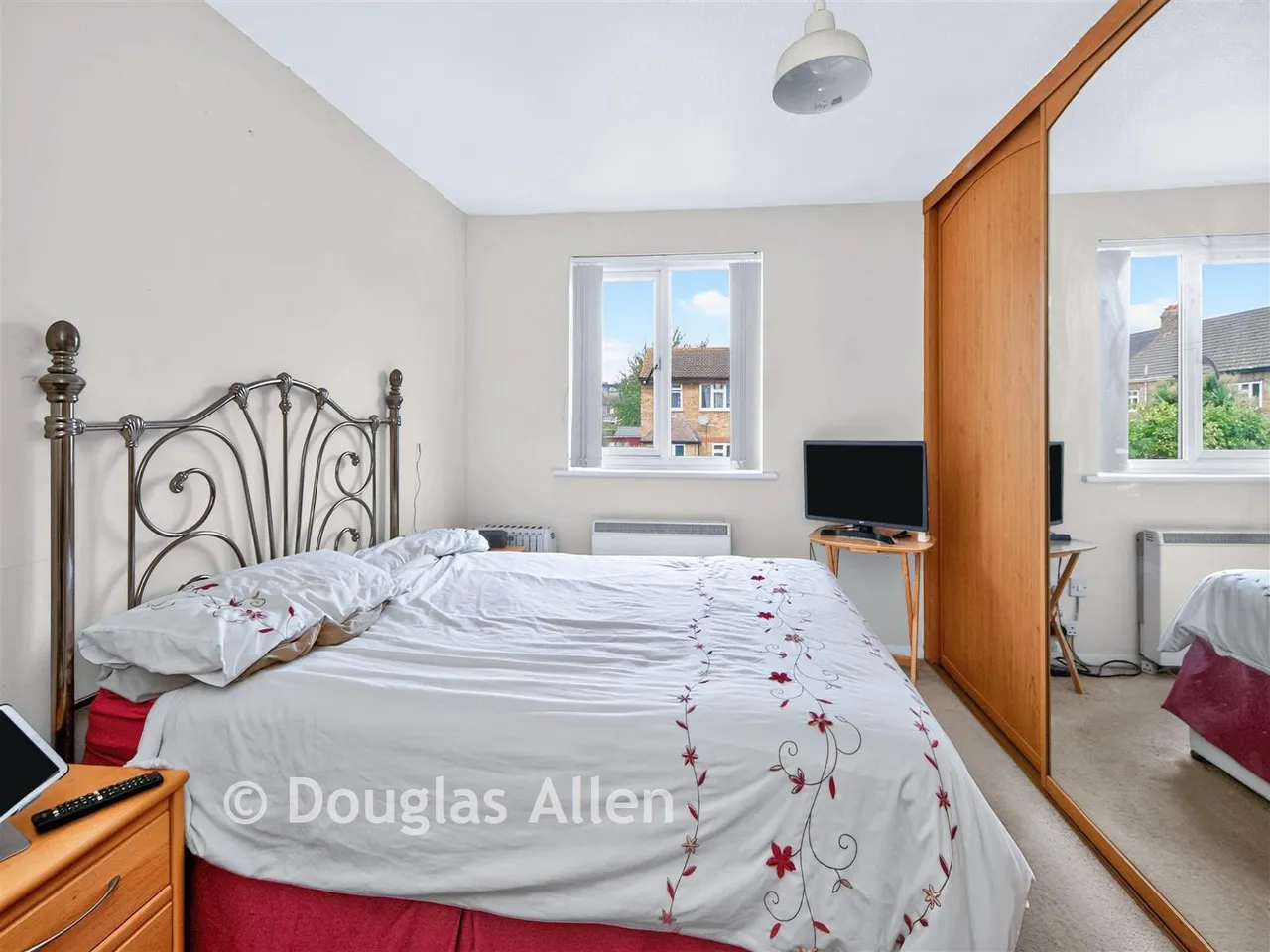 Overton Drive, Chadwell Heath, RM6, photo 6