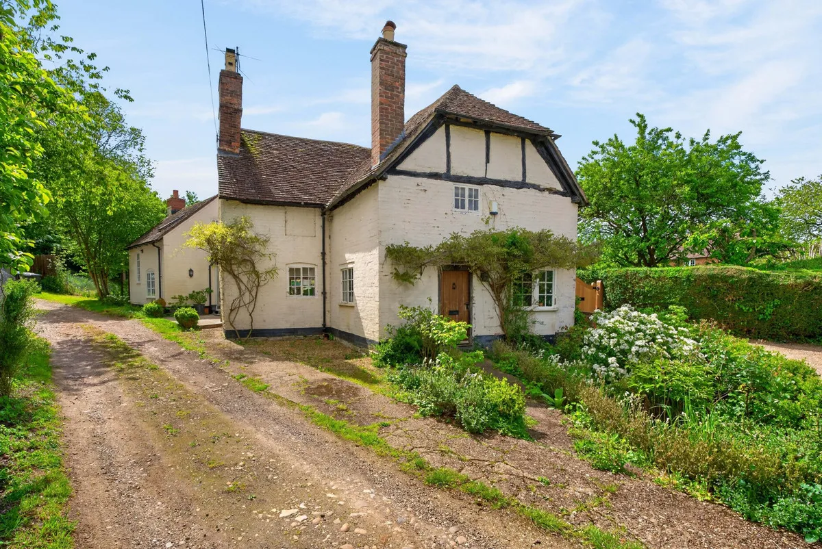 Church Lane, Bearley, CV37, photo 2