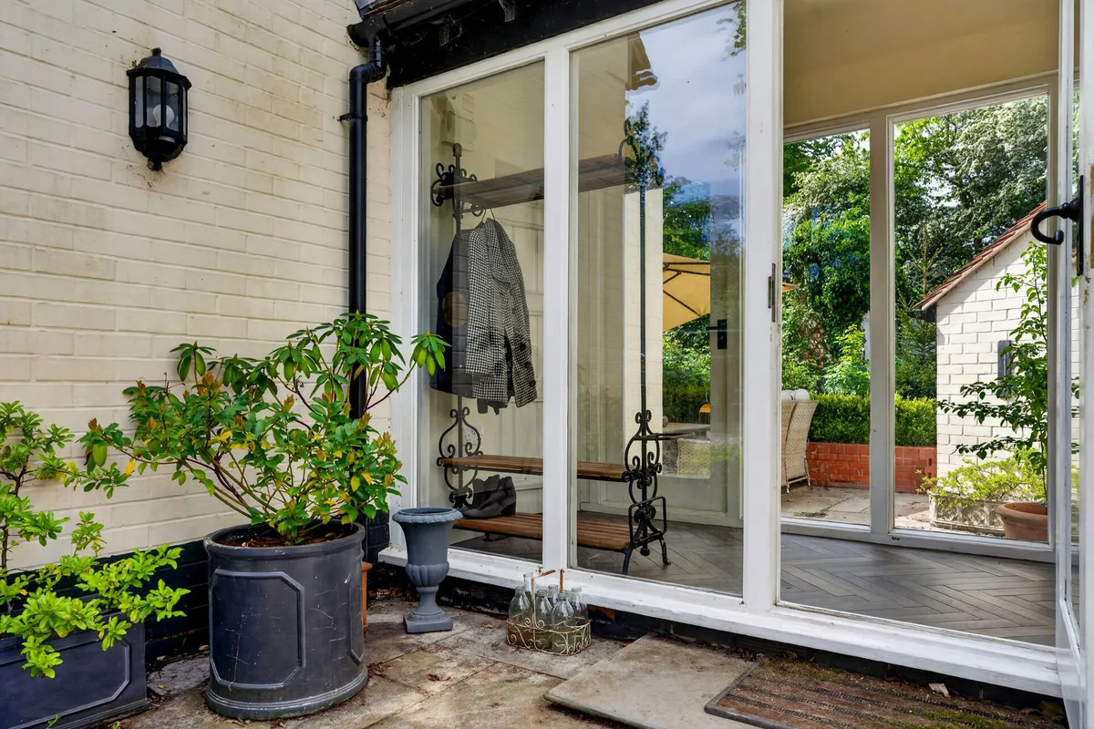 Church Lane, Bearley, CV37, photo 7