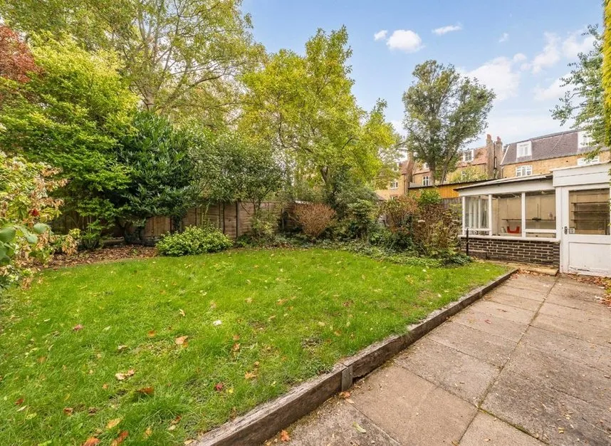 Winter Box Walk, Richmond, TW10, photo 6