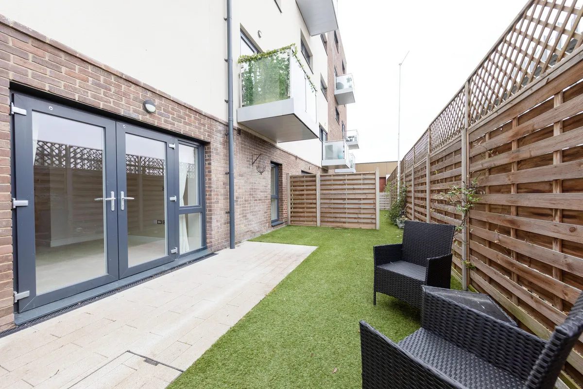 High Road, Loughton, IG10, photo 3
