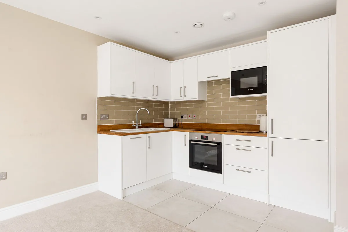 High Road, Loughton, IG10, photo 9
