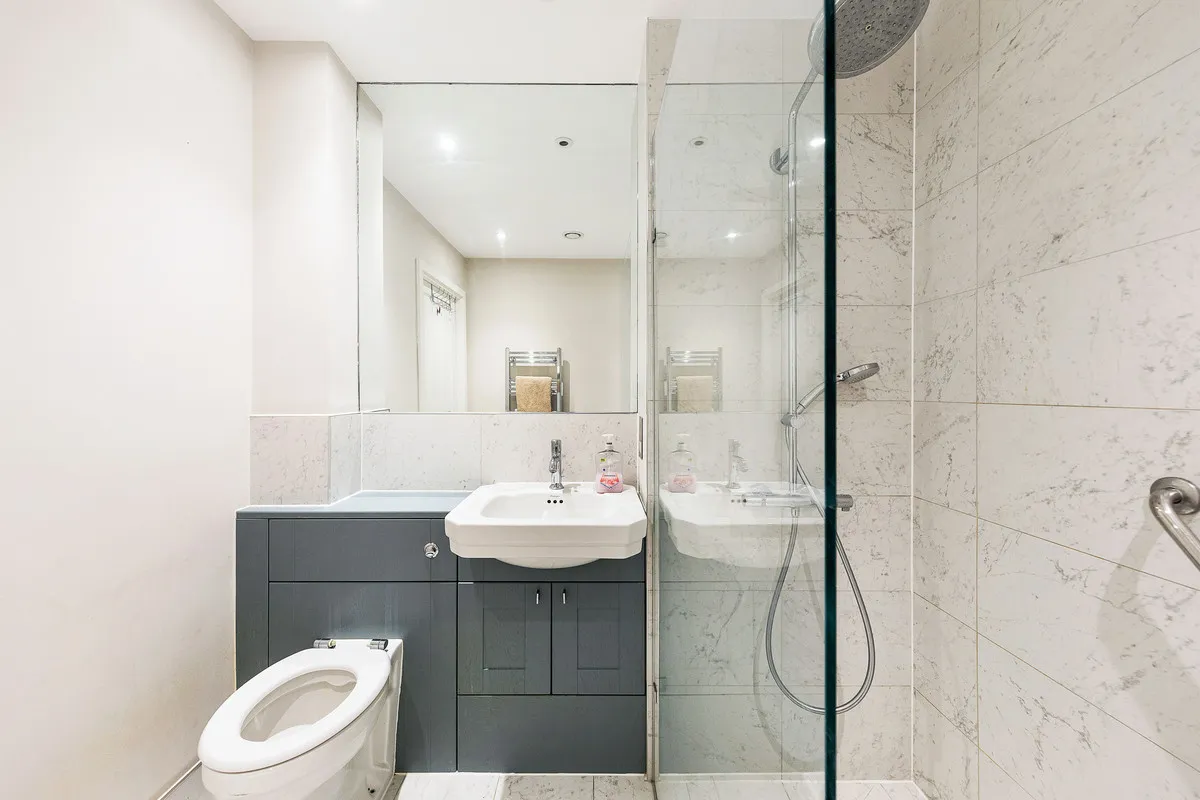High Road, Loughton, IG10, photo 15