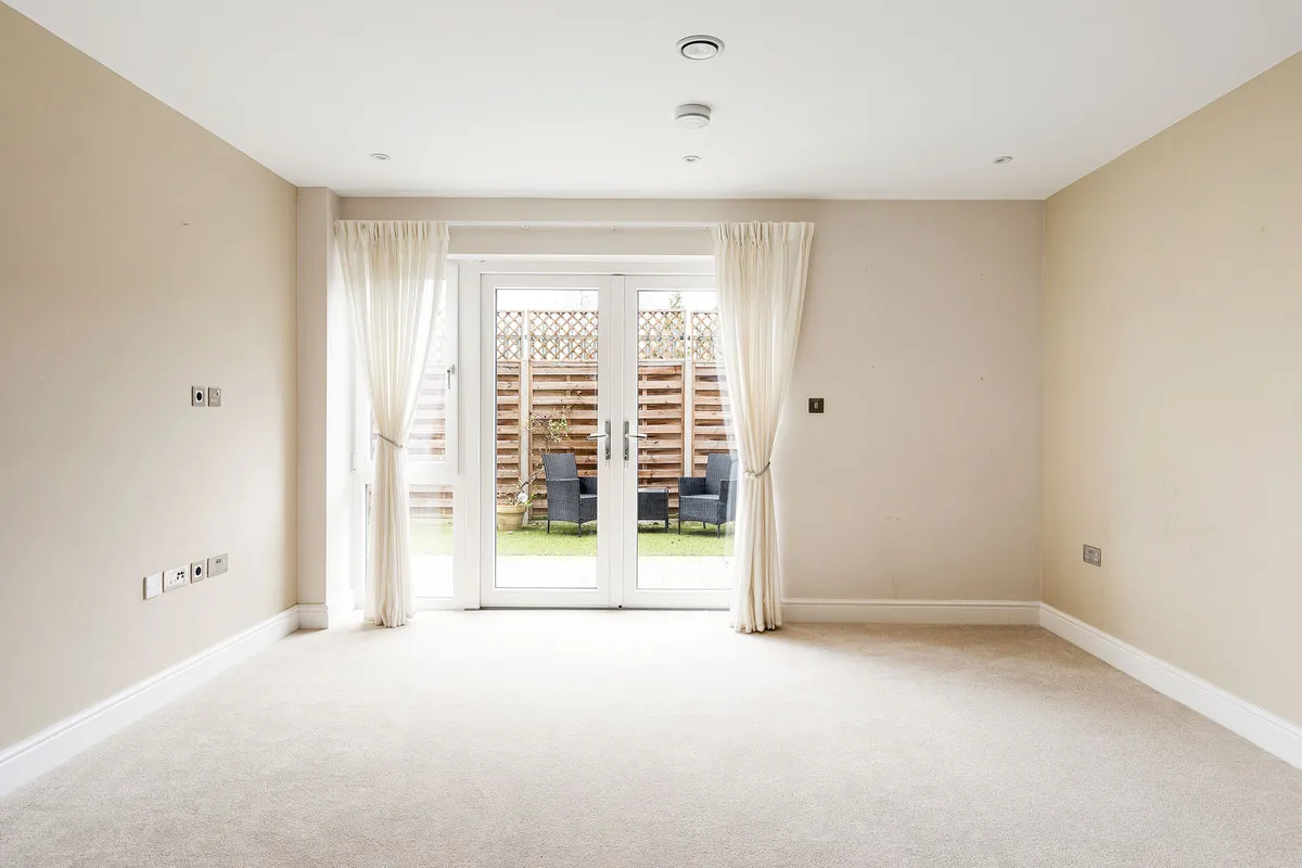 High Road, Loughton, IG10, photo 8