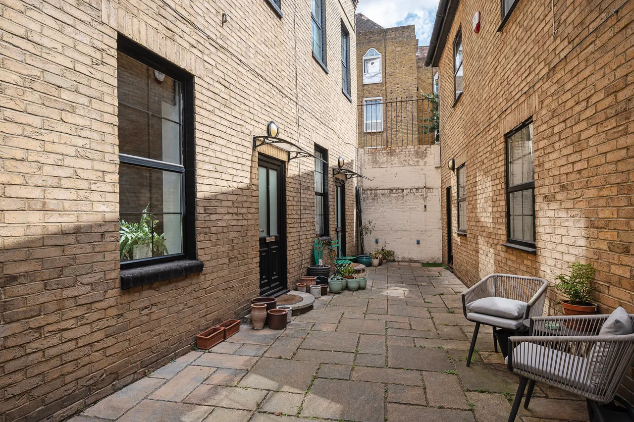 London, E9, photo 25