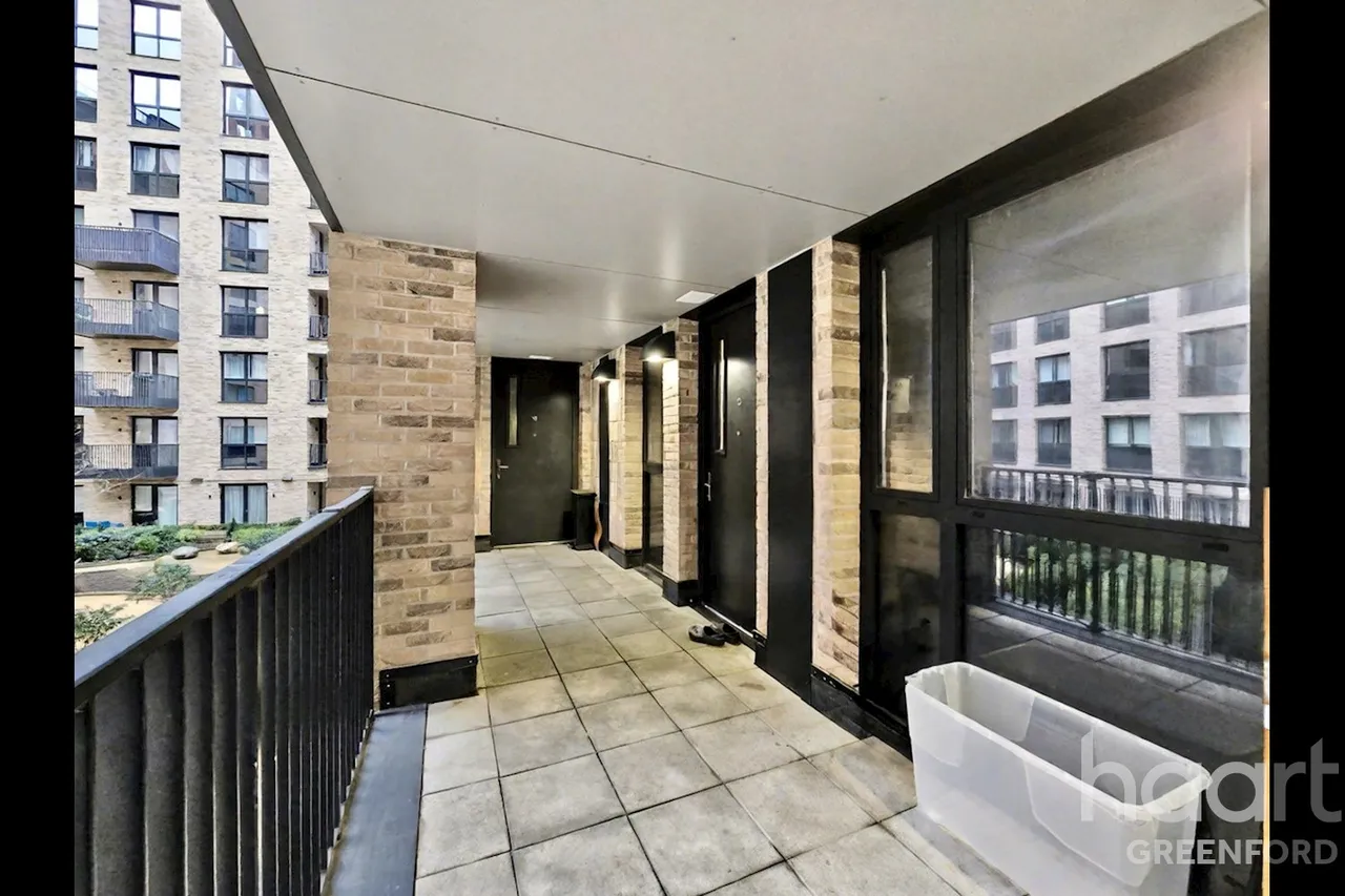 Healum Avenue, London, UB2, photo 8